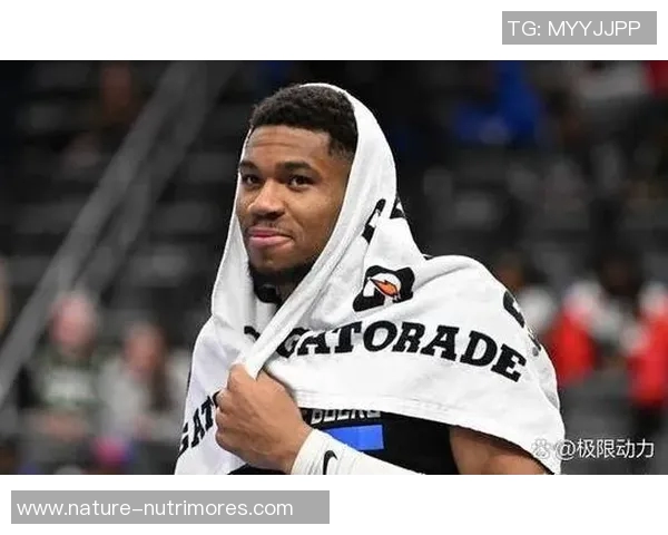 季前赛精彩对决雷霆与雄鹿的录像回放分析与精彩瞬间回顾